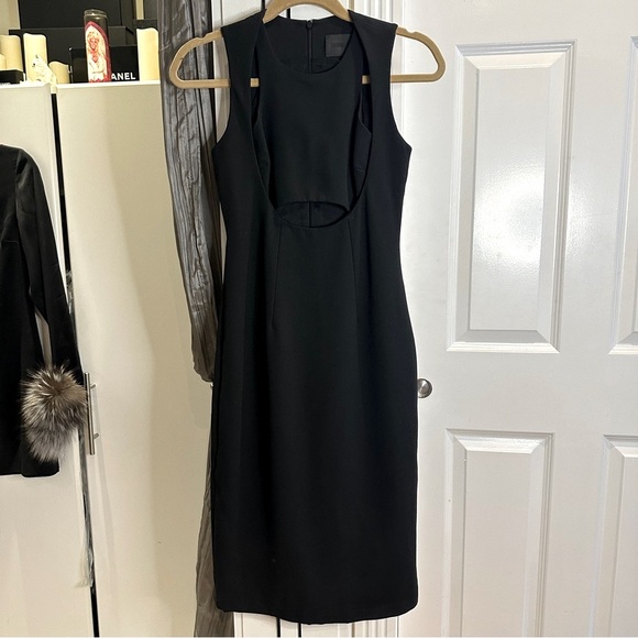 Black Fitted Stretch Midi Dress Cut Out Modern Sexy Sleeveless 4 6 Small NWOT - Picture 4 of 11